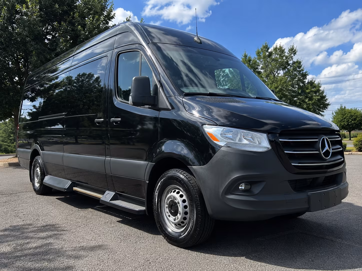 15 passenger sprinter van