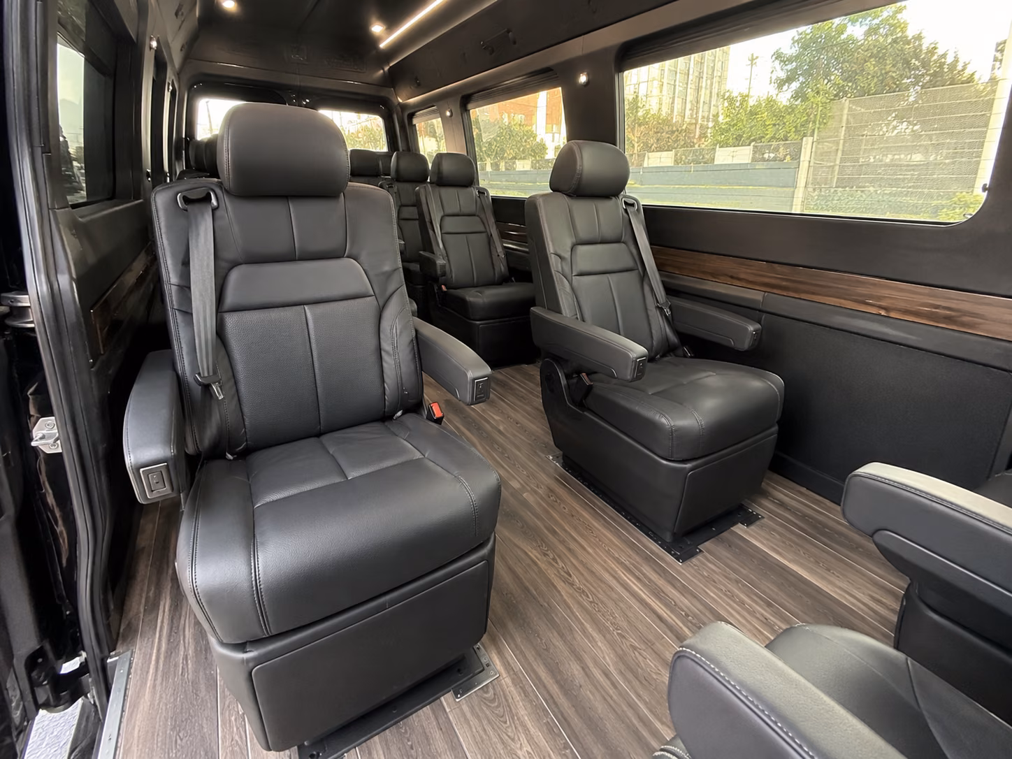 richmond 8 passenger sprinter van interior